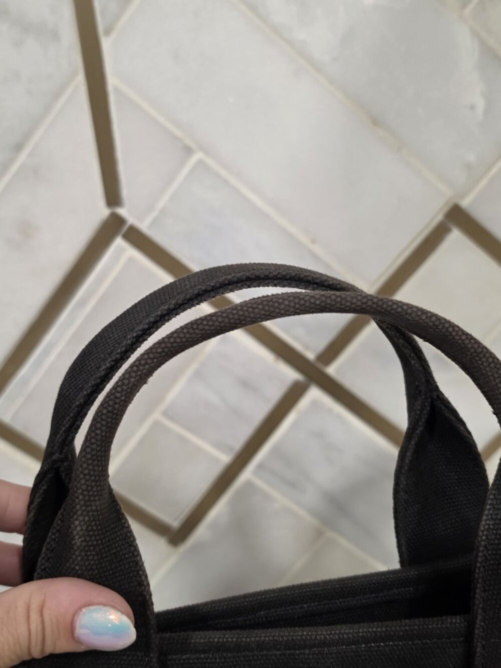 Coach Black Canvas Tote Bag With Gold Logo Spacious Interior Snap Closure Faded - Picture 7 of 8